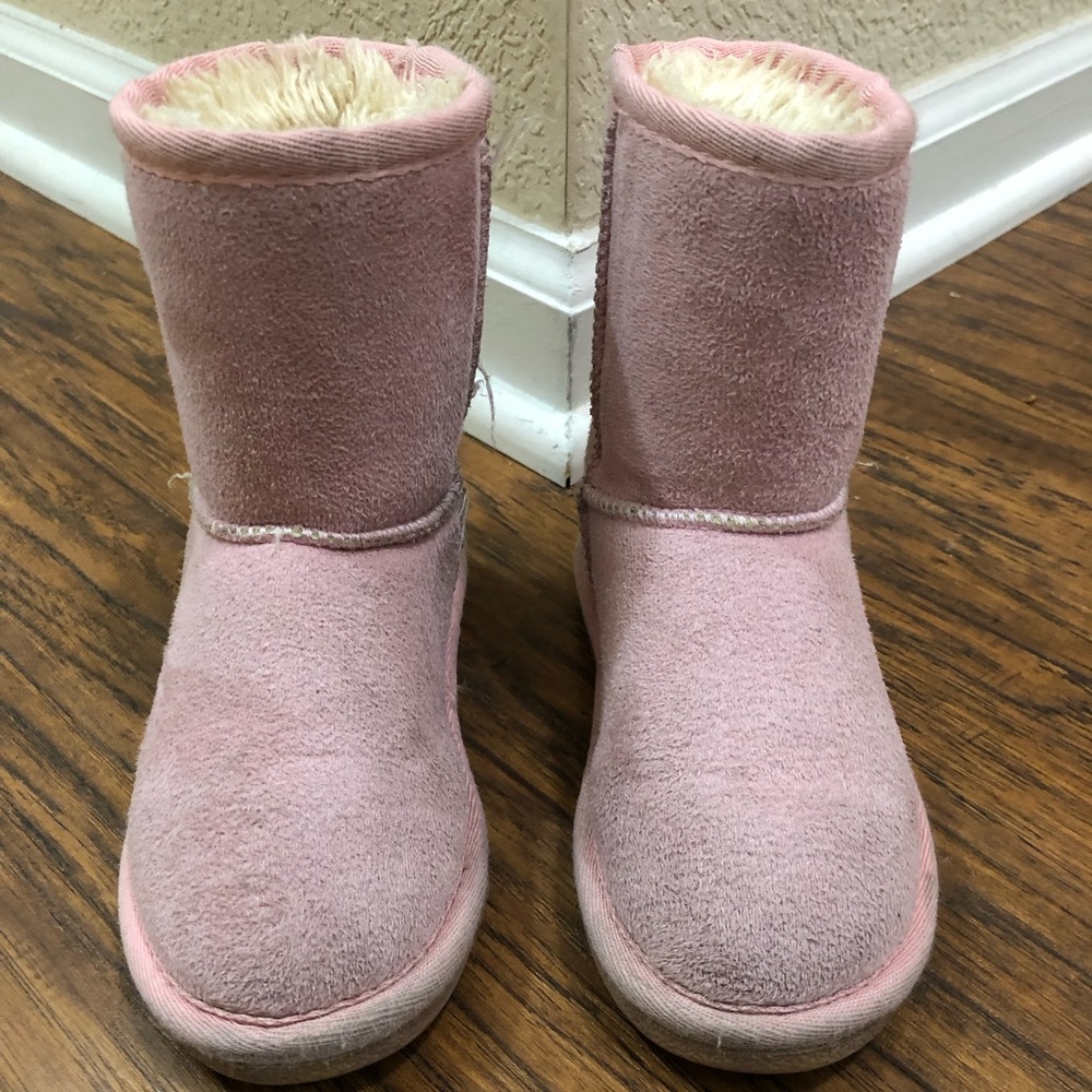 Little kids pink boots
